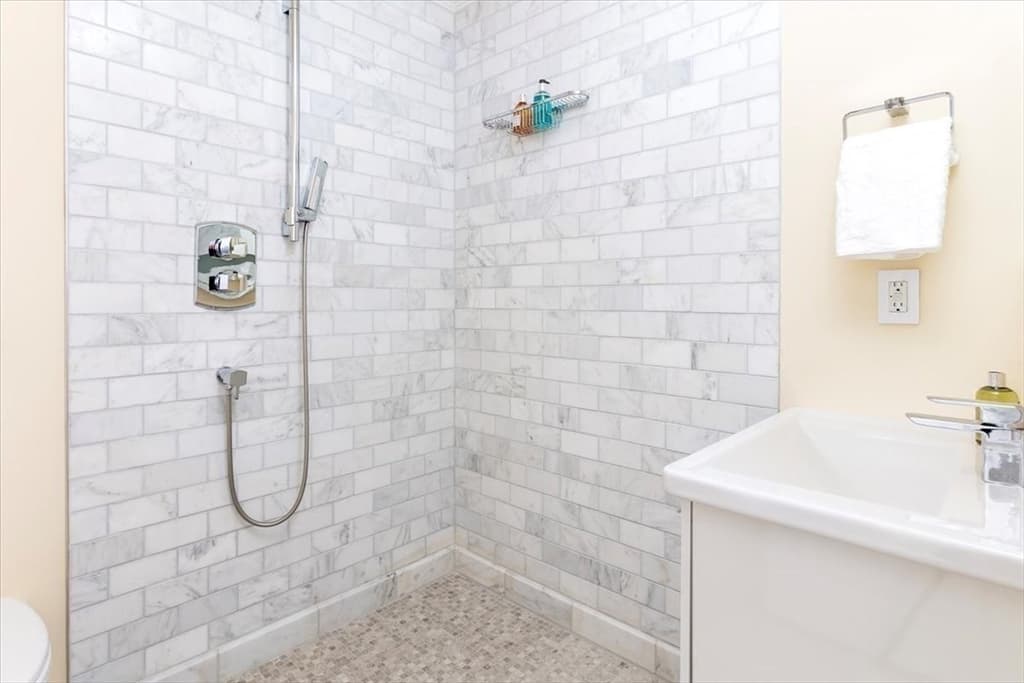 Single Family Residence at 214 Beacon, Boston MA 02116, Boston, photo 15 of 23