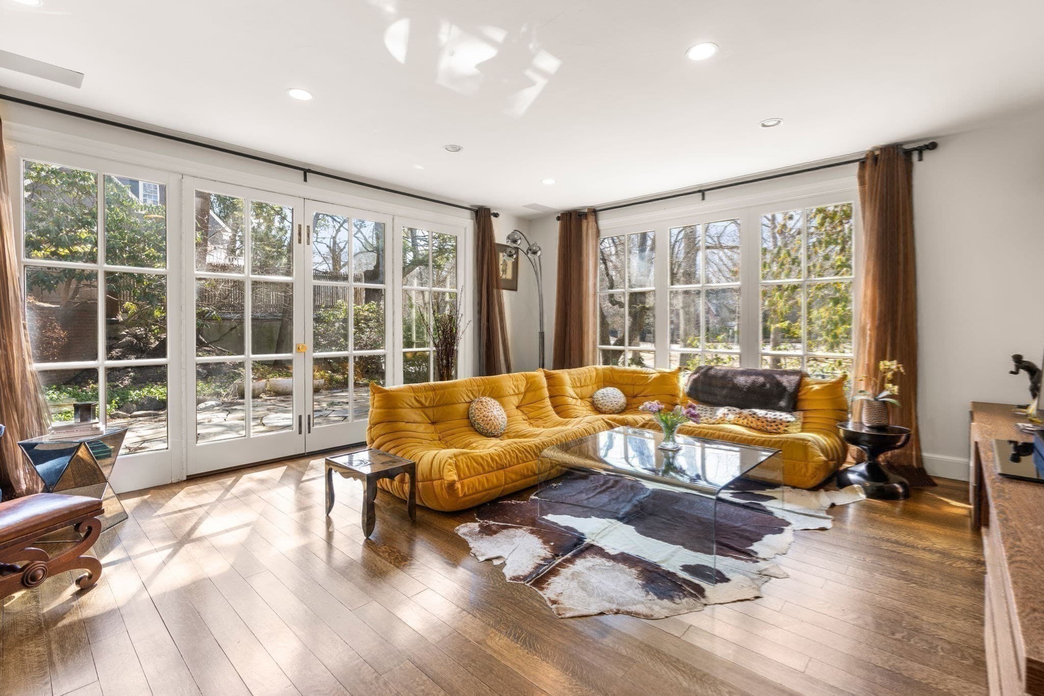 Single Family Residence at 140 Dudley St, Brookline MA 02445, Brookline, photo 8 of 26