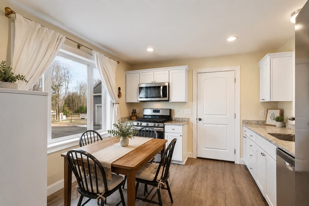 Condominium at 3 Pine Hill Way # 3, Harvard MA 01451, Harvard, photo 2 of 32