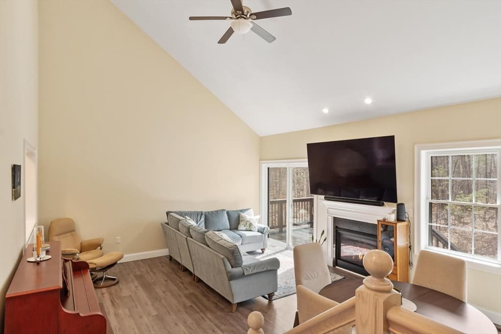Condominium at 3 Pine Hill Way # 3, Harvard MA 01451, Harvard, photo 10 of 32