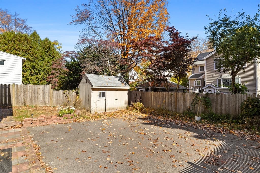 303 Russett Road, Brookline MA 02467 photo 36
