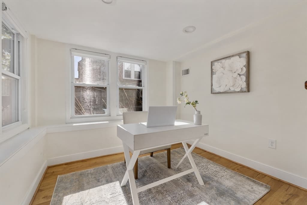 303 Russett Road, Brookline MA 02467 photo 32
