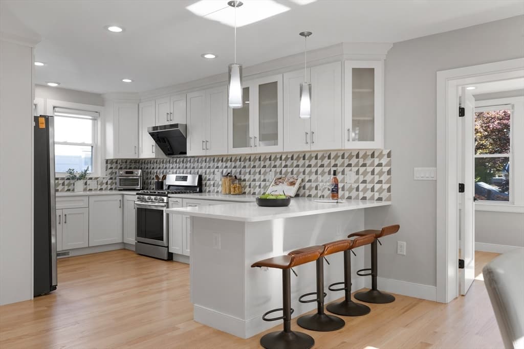 303 Russett Road, Brookline MA 02467 photo 9