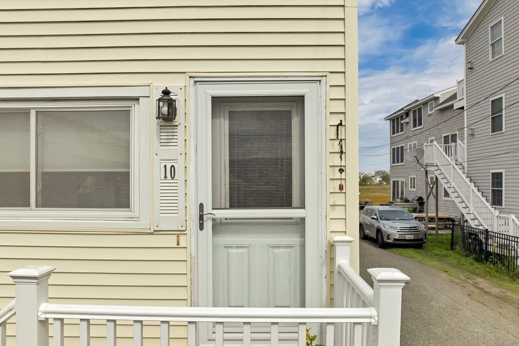10 Liberty Street, Salisbury MA 01952 photo 4
