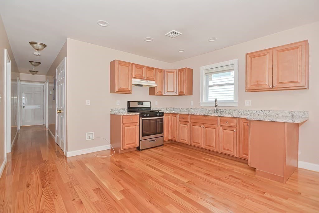 3 Family at 35 Ellington St, Boston MA 02121, Boston, photo 12 of 39