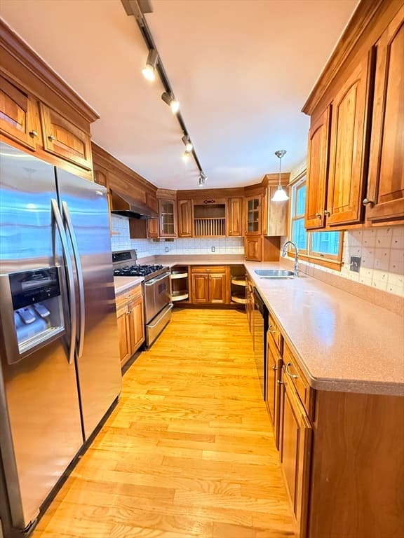 153-155 Vassall St, Quincy MA 02170 photo 11