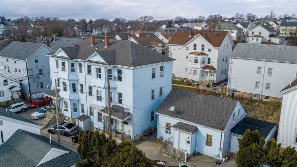 5-9 Family at 119-121 Tremont St, Fall River MA 02720, Fall River, photo 17 of 21