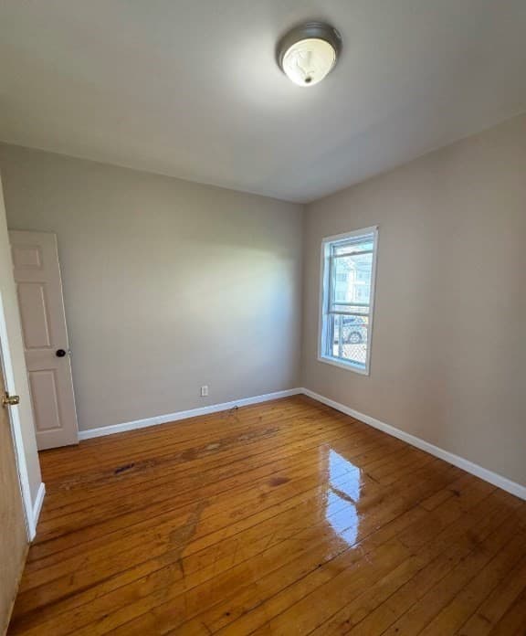 5-9 Family at 119-121 Tremont St, Fall River MA 02720, Fall River, photo 12 of 21