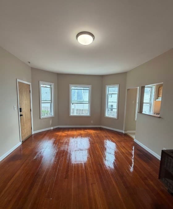 5-9 Family at 119-121 Tremont St, Fall River MA 02720, Fall River, photo 9 of 21