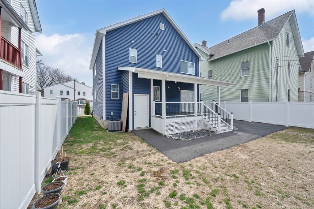 Single Family Residence at 42 Ringgold St, Springfield MA 01104, Springfield, photo 34 of 38