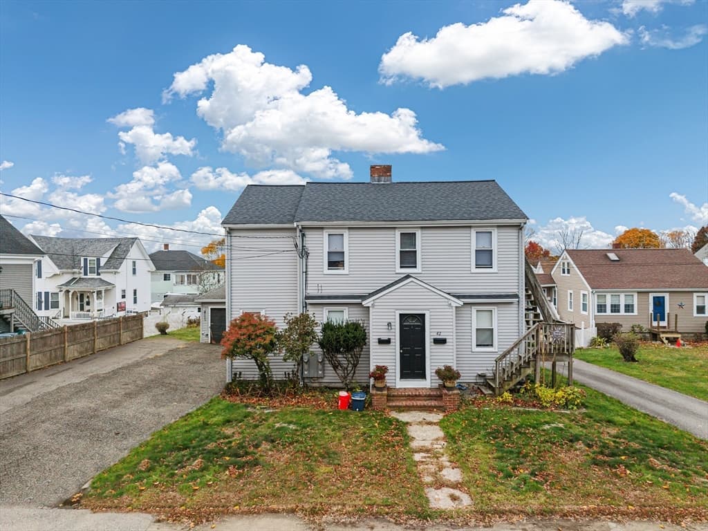 42 Everett Street, Middleboro MA 02346
