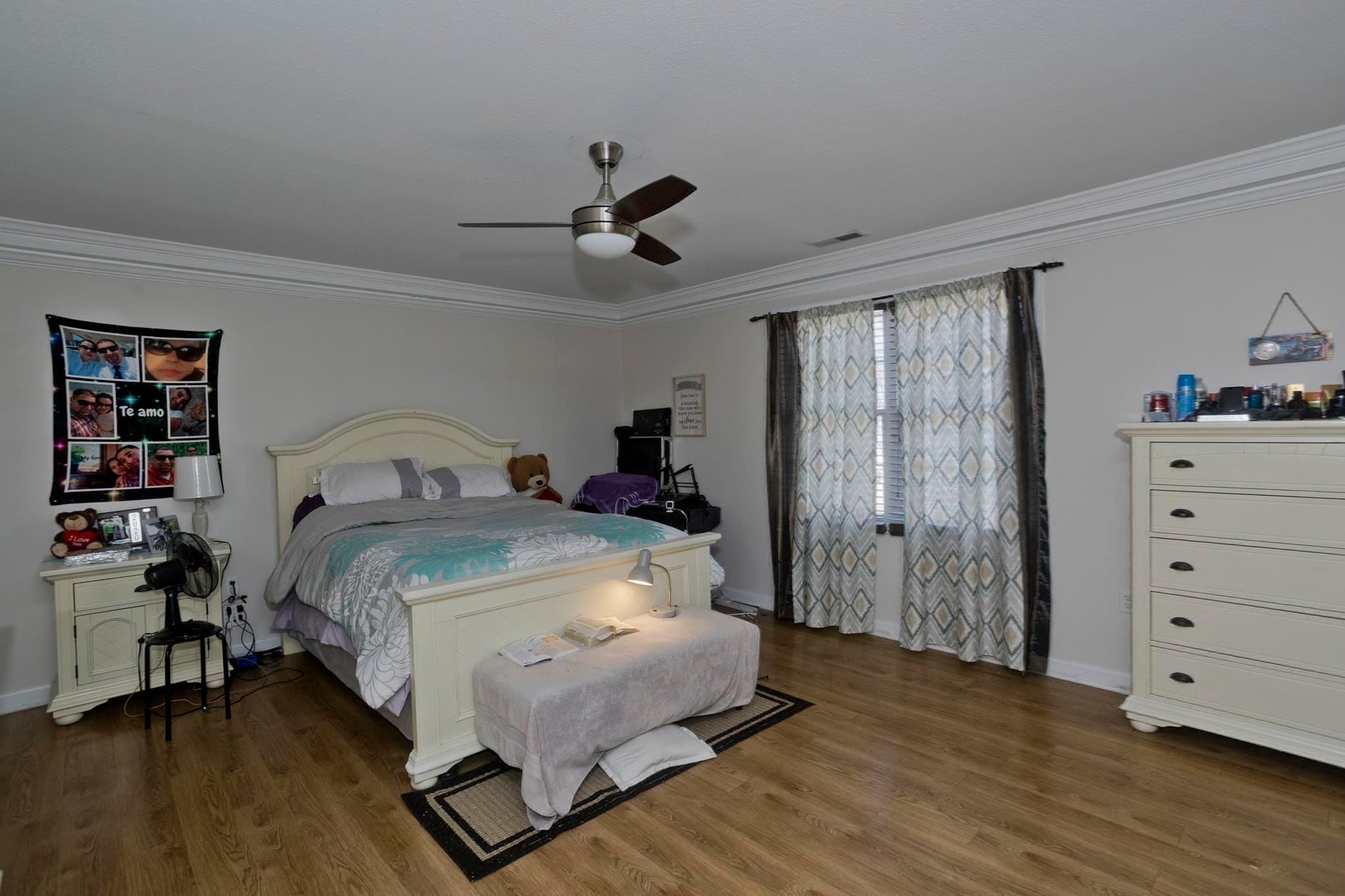 Single Family Residence at 31 Acrebrook Rd, Springfield MA 01129, Springfield, photo 12 of 32