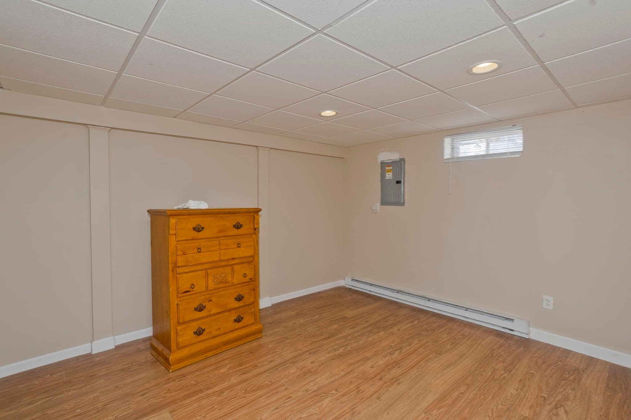 Single Family Residence at 31 Acrebrook Rd, Springfield MA 01129, Springfield, photo 21 of 32