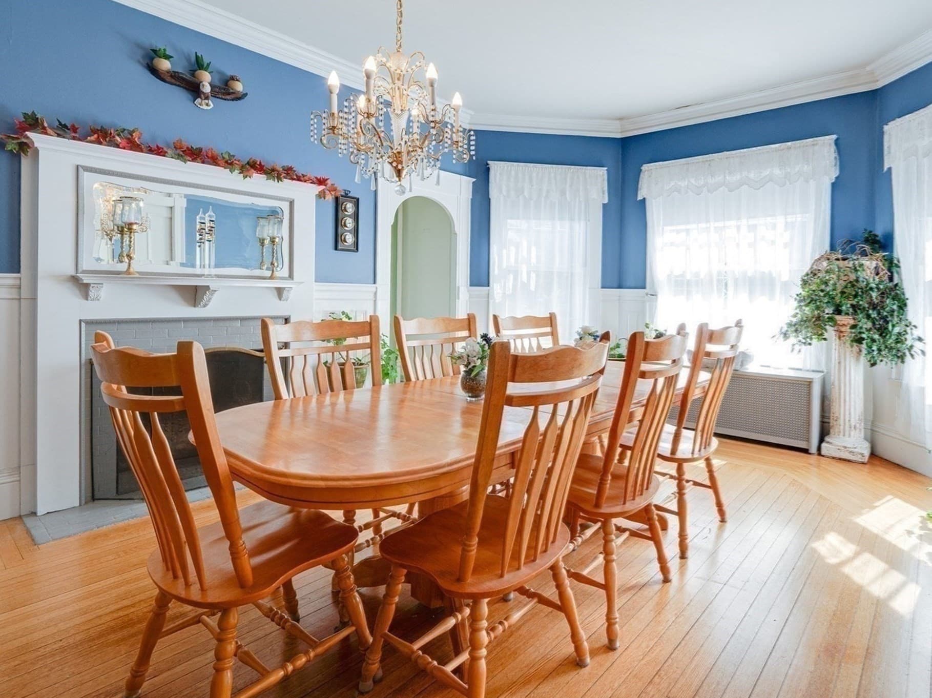 Single Family Residence at 23 Germain St, Worcester MA 01602, Worcester, photo 10 of 42