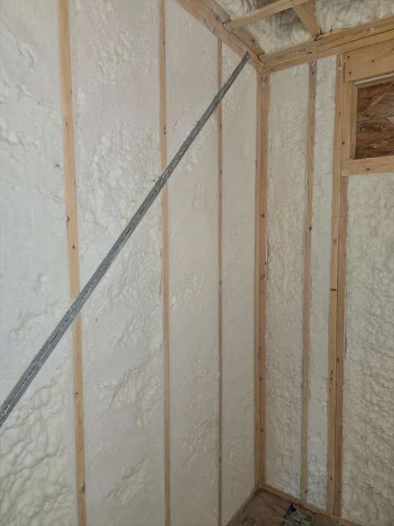 95 Leicester St., Oxford MA 01540 photo 5