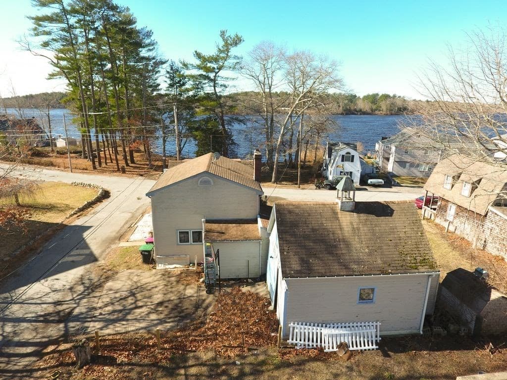 Single Family Residence at 22 Ocean Ave, Hanson MA 02341, Hanson, photo 4 of 12
