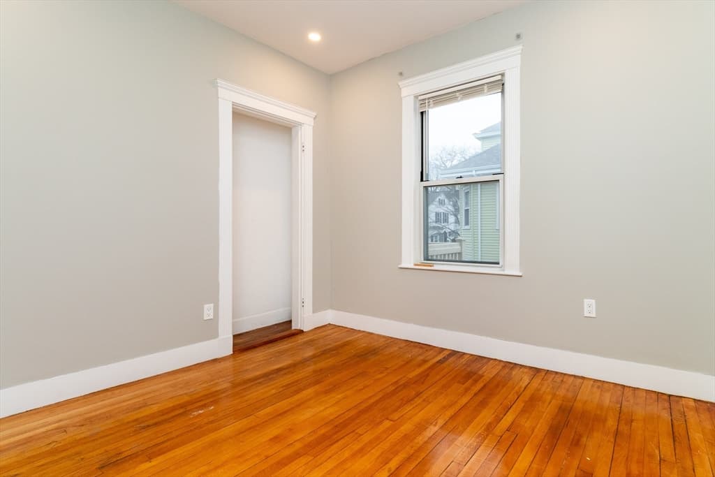 Multi Family at 168 Brook Road, Milton MA 02186, photo 21 of 25