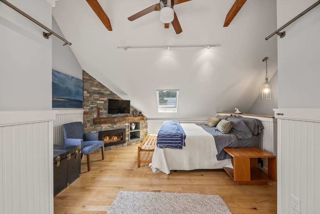 Condominium at 10 Seashore Park Drive, Provincetown MA 02657, Provincetown, photo 18 of 28