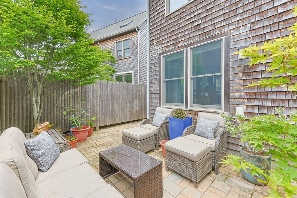 Condominium at 10 Seashore Park Drive, Provincetown MA 02657, Provincetown, photo 25 of 28