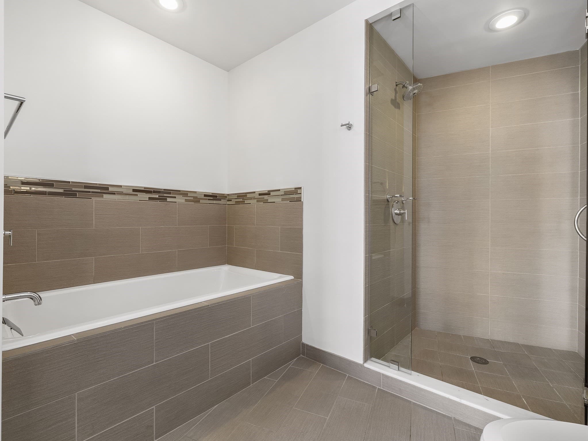 Condominium at 110 Stuart # 23G, Boston MA 02116, photo 23 of 39