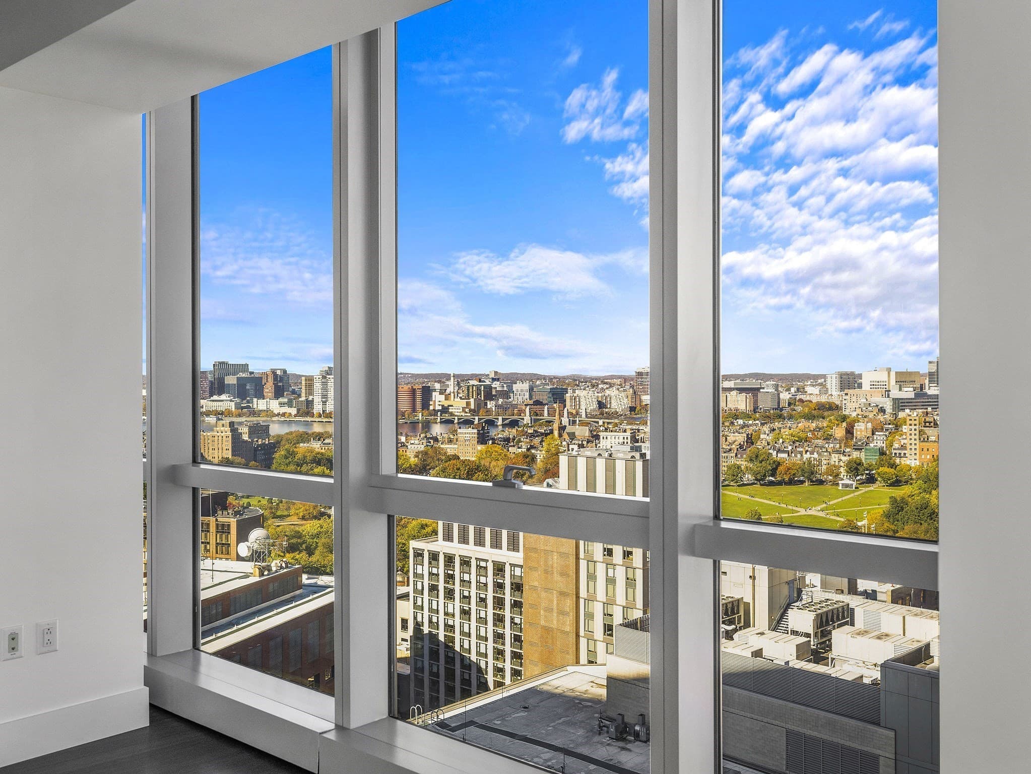 Condominium at 110 Stuart # 23G, Boston MA 02116, photo 5 of 39