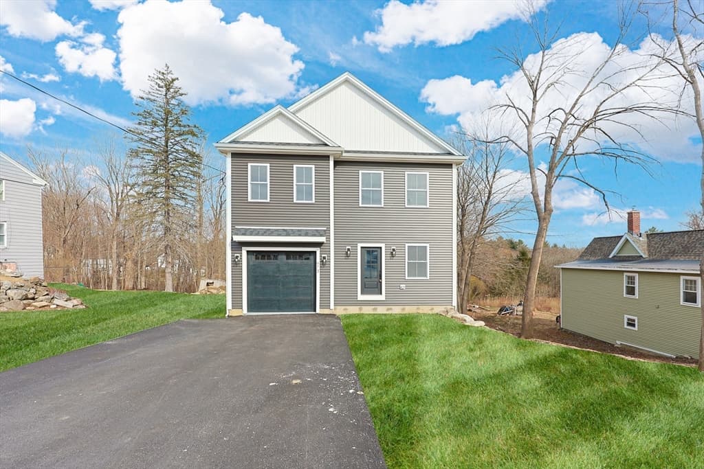 Single Family Residence at 673 Pleasant Street, Leicester MA 01524, photo 2 of 38