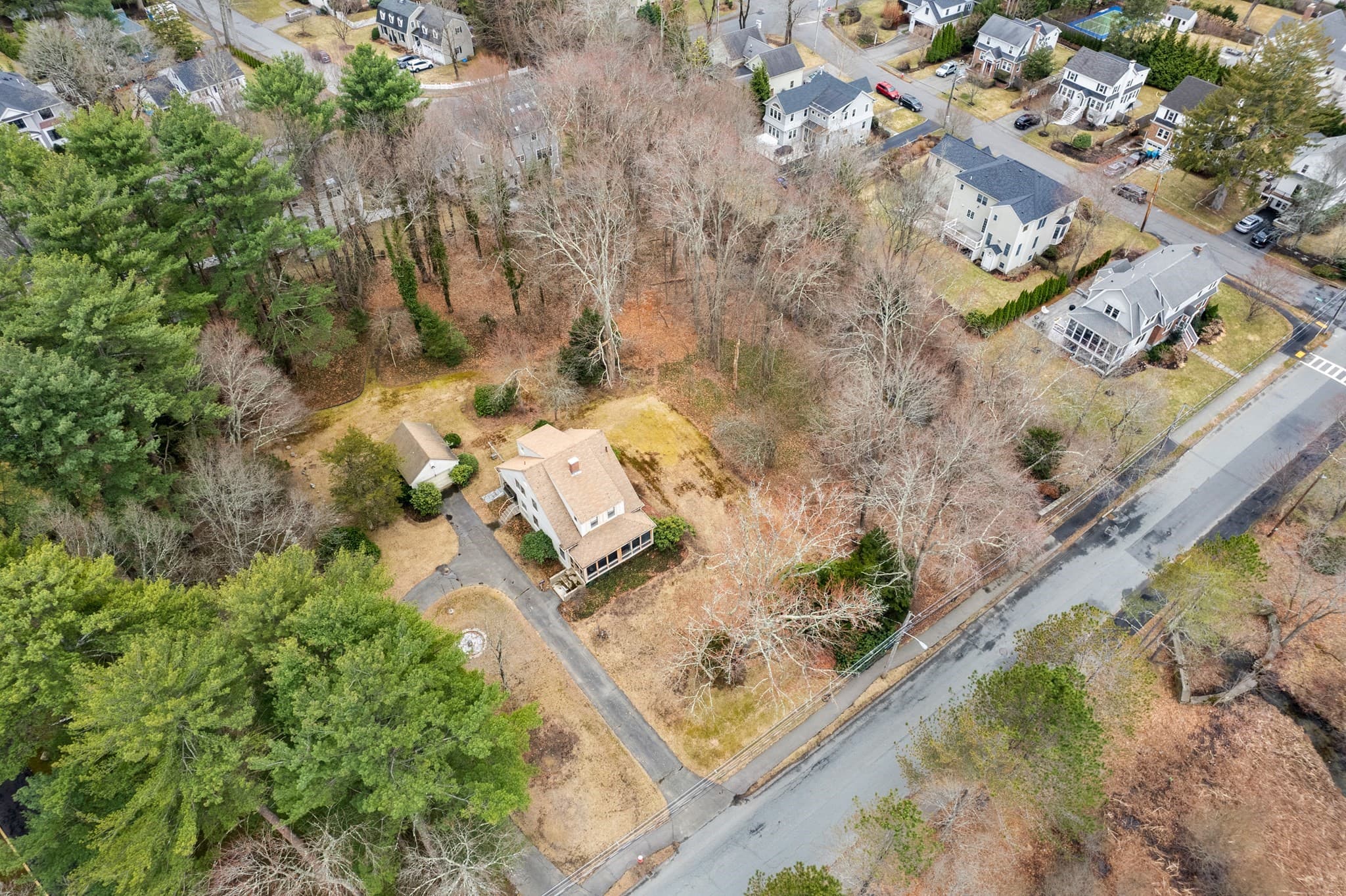 53 Elmwood Rd, Wellesley MA 02481