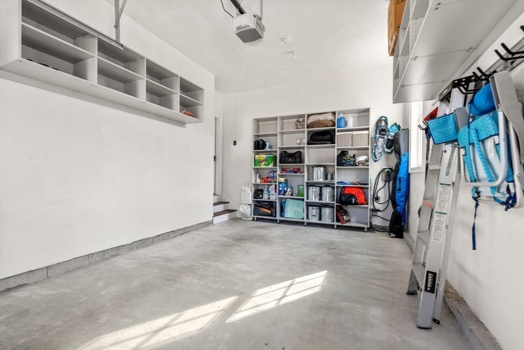 Condominium at 210 Evelyn # 210, Newton MA 02468, Newton, photo 20 of 22
