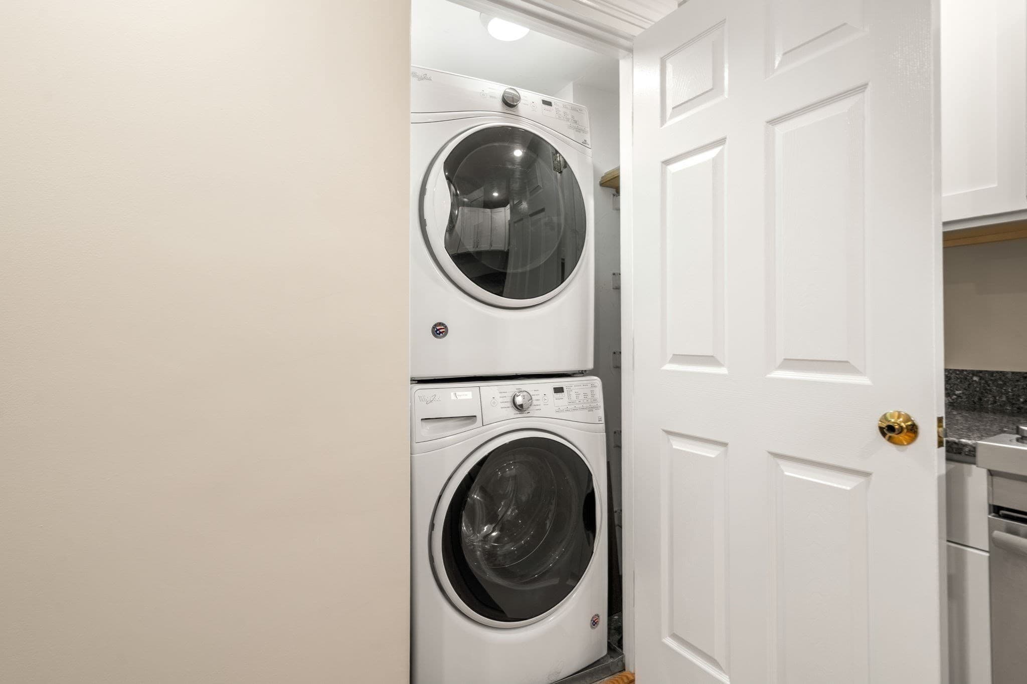 Condominium at 100 Fulton St # 3Q, Boston MA 02109, photo 6 of 25