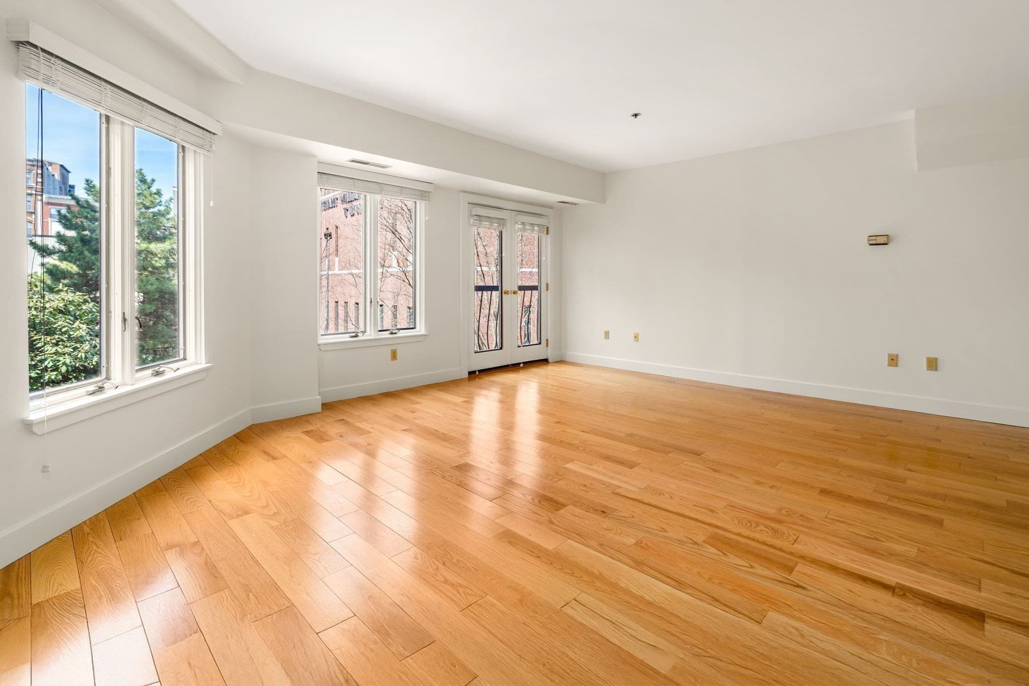 Condominium at 100 Fulton St # 3Q, Boston MA 02109, photo 12 of 25