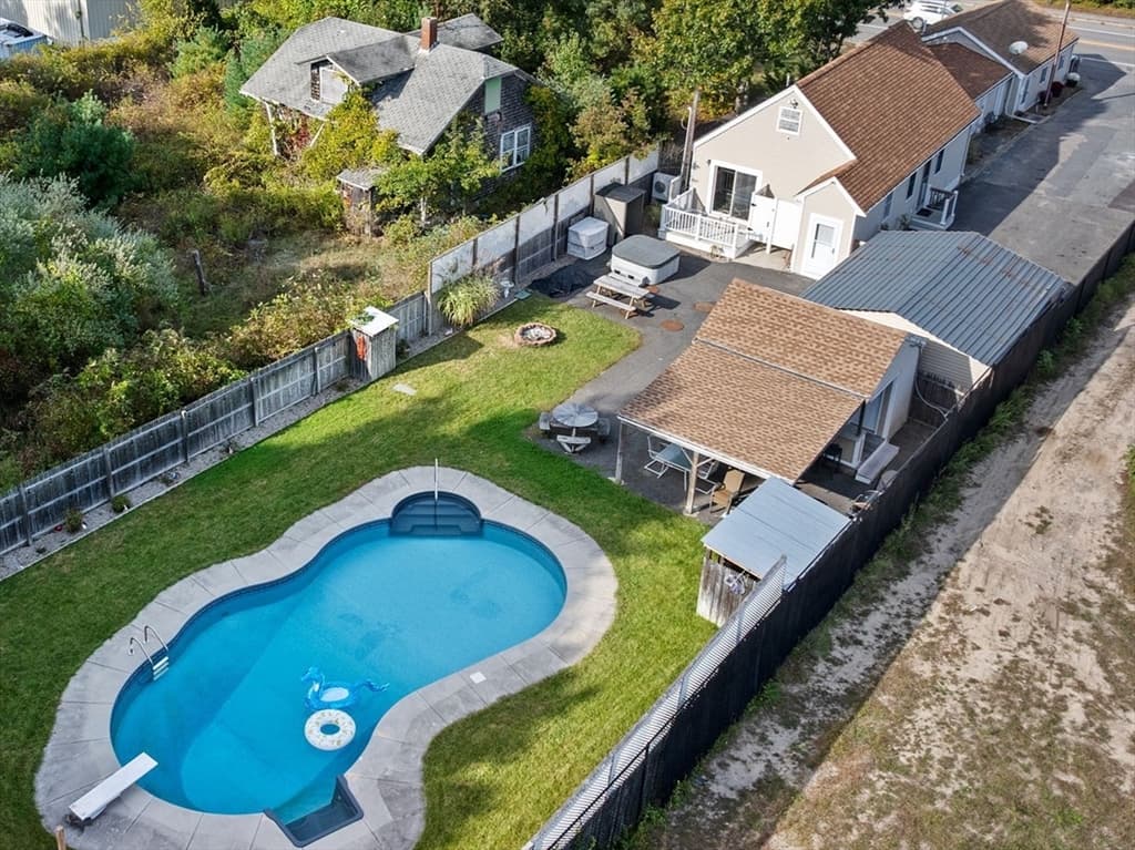 2783 Cranberry Hwy, Wareham MA 02571