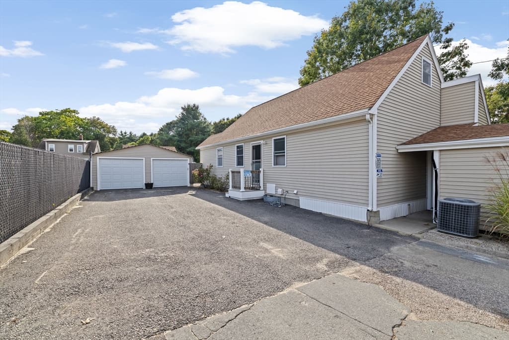 Multi Family at 2783 Cranberry Hwy, Wareham MA 02571, Wareham, photo 35 of 42