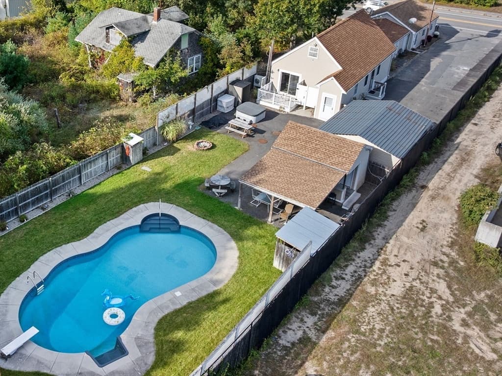 2783 Cranberry Hwy, Wareham MA 02571