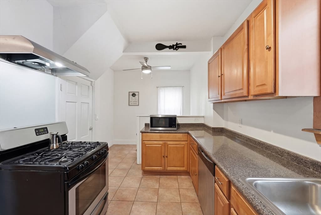 Multi Family at 25 East St, Grafton MA 01536, Grafton, photo 17 of 42