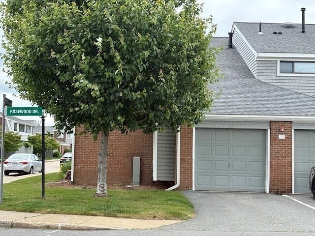 Condominium at 64 Laurelwood Dr # 64, Stoughton MA 02072, photo 16 of 17