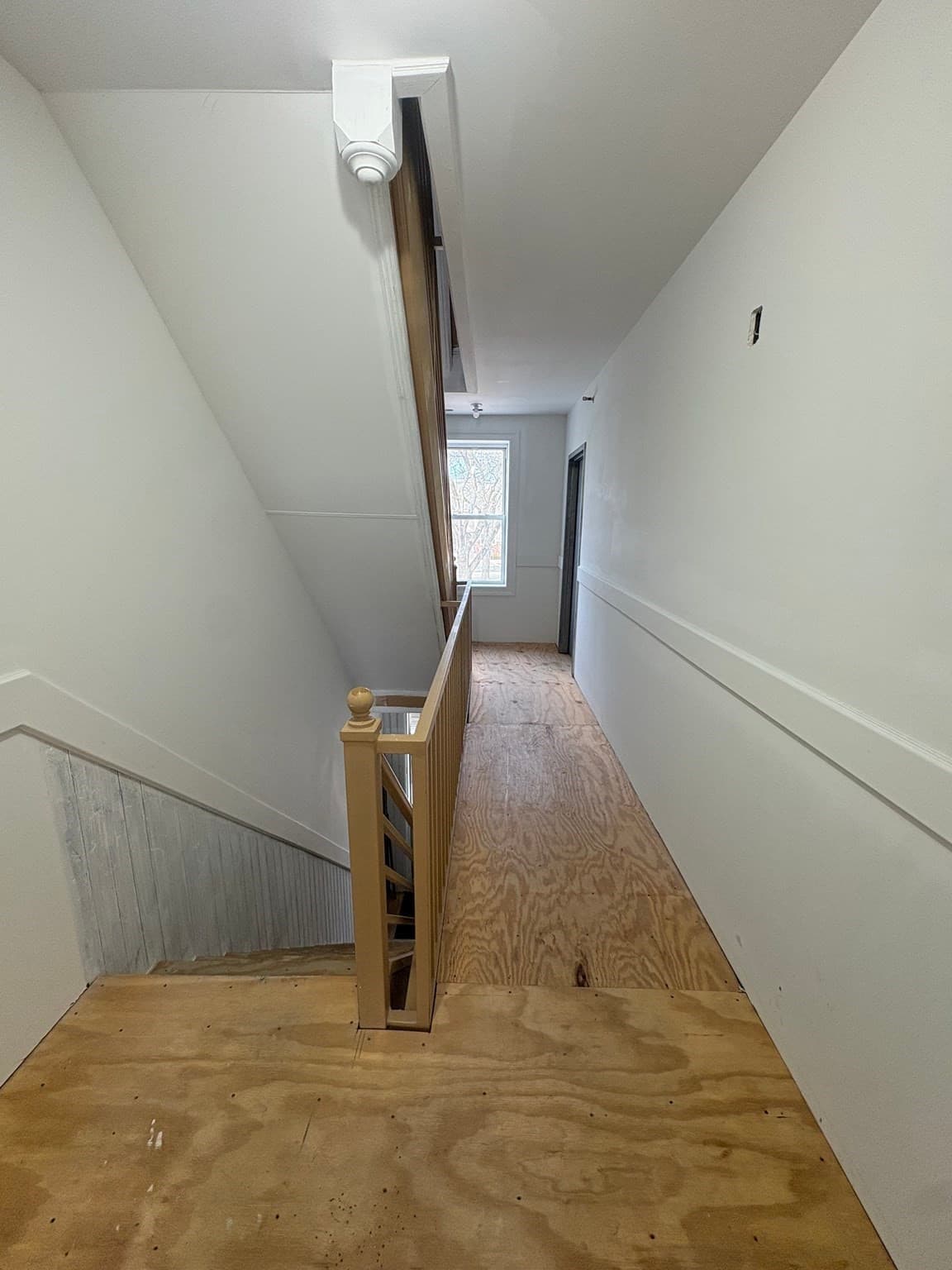 5-9 Family at 632 S East, Holyoke MA 01040, Holyoke, photo 6 of 22