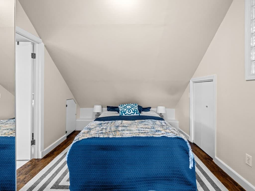 Condominium at 47 R Jamaica # 3, Boston MA 02130, photo 11 of 19