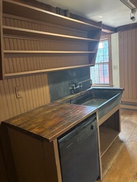 Single Family Residence at 366 Winslow Gray Rd, Yarmouth MA 02673, photo 11 of 24