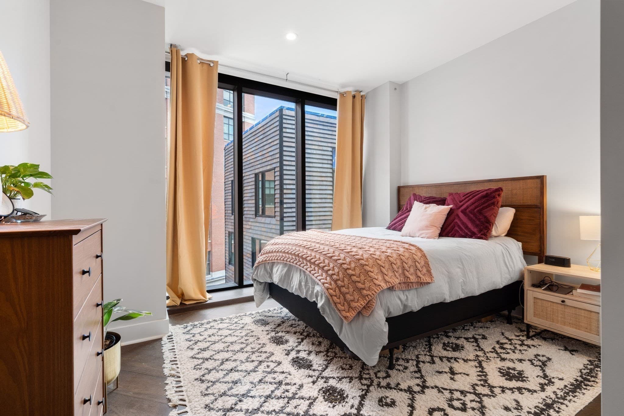 Condominium at 14 W Broadway # 601, Boston MA 02127, Boston, photo 14 of 17