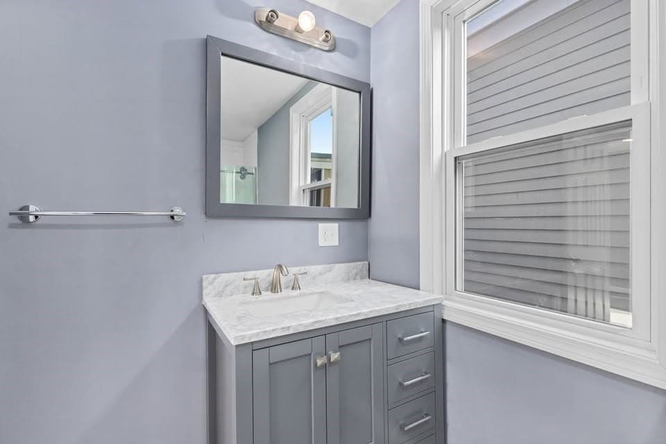Condominium at 167 Lexington # 1, Boston MA 02128, Boston, photo 7 of 13