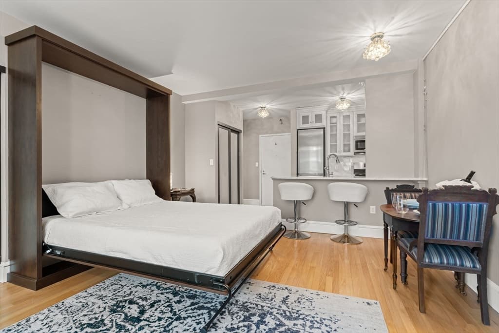 Condominium at 42 Eighth St. # 4106, Boston MA 02129, Boston, photo 2 of 20