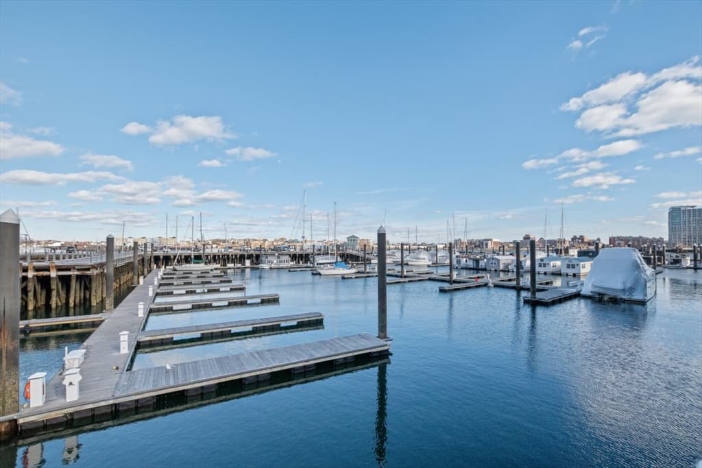 Condominium at 42 Eighth St. # 4106, Boston MA 02129, Boston, photo 19 of 20