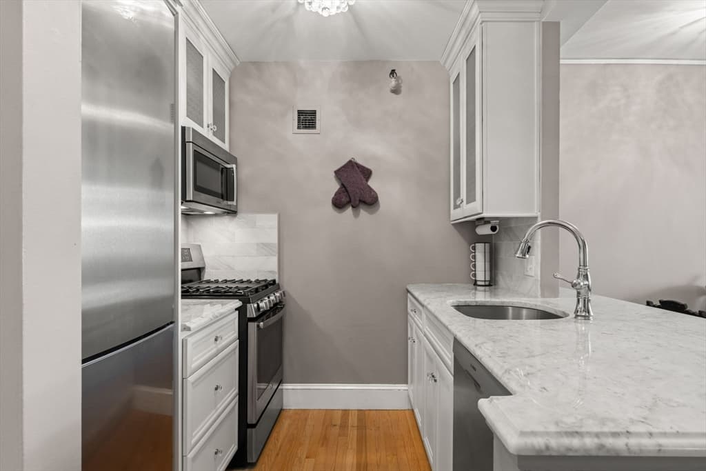 Condominium at 42 Eighth St. # 4106, Boston MA 02129, Boston, photo 8 of 20