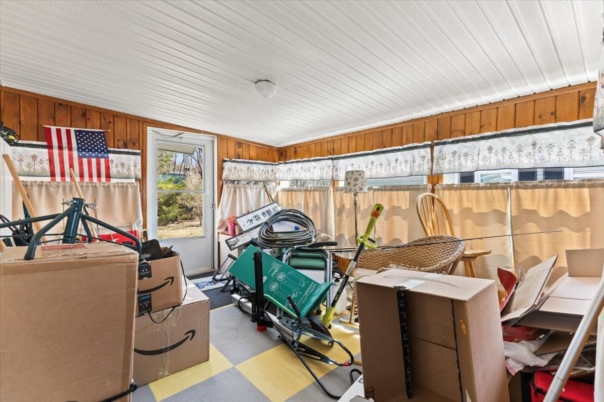Mobile Home at 27 Castle Rd # 153, Attleboro MA 02703, Attleboro, photo 17 of 34