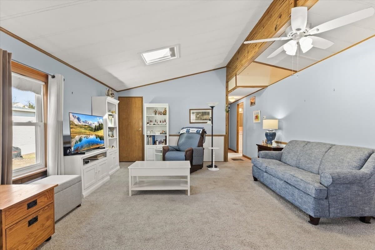 Mobile Home at 27 Castle Rd # 153, Attleboro MA 02703, Attleboro, photo 5 of 34