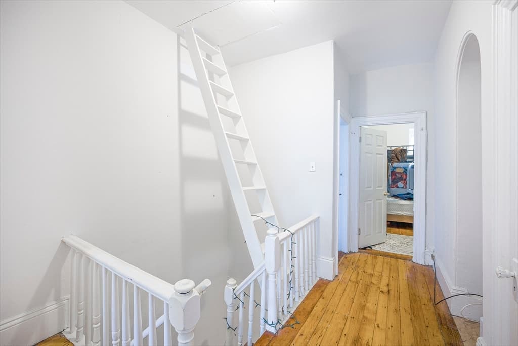 Single Family Residence at 31 Worthington St., Boston MA 02120, photo 23 of 28