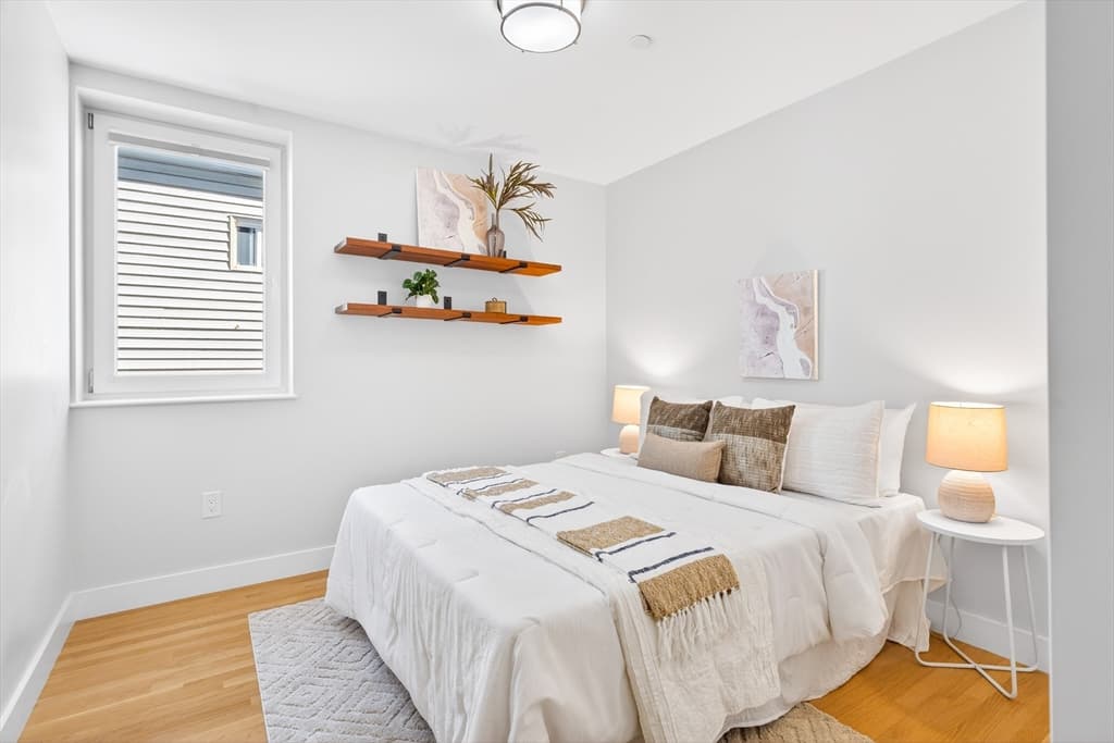 Condominium at 52 Fisher Ave # 302, Boston MA 02130, photo 15 of 39