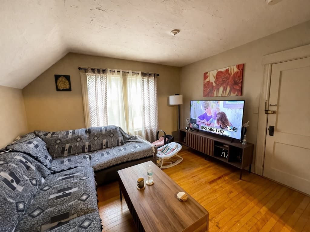 328 Brooks St, Worcester MA 01606 photo 26