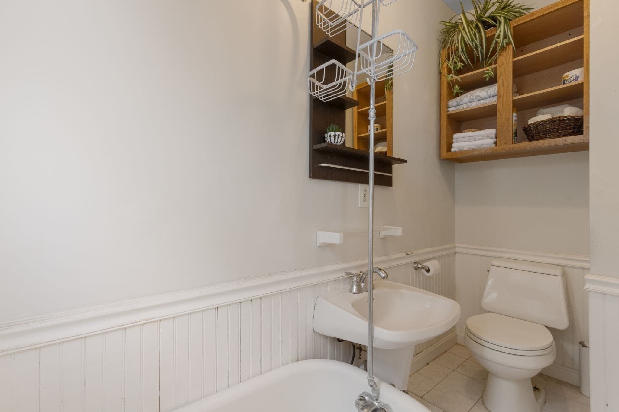 Condominium at 26 Plymouth # 3, Cambridge MA 02141, Cambridge, photo 6 of 10
