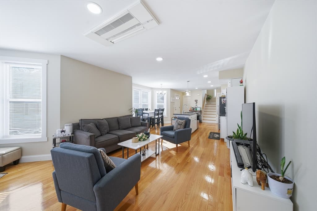 Single Family Residence at 527 Norfolk Street, Boston MA 02126, Boston, photo 6 of 37